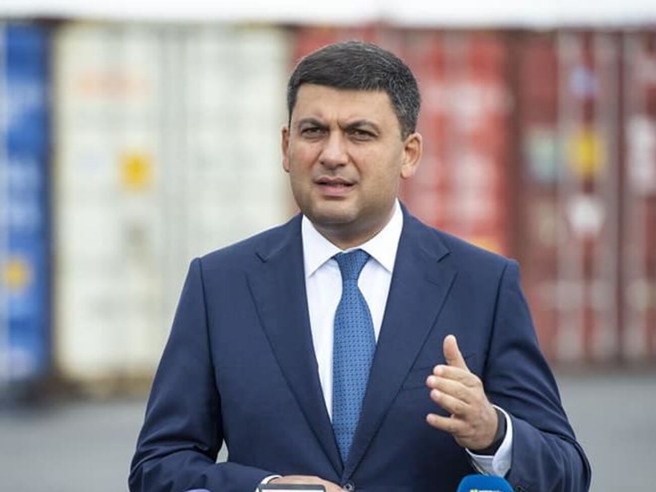 Гройсман повідомив, що бюрократія не сприяє монетизації субсидій