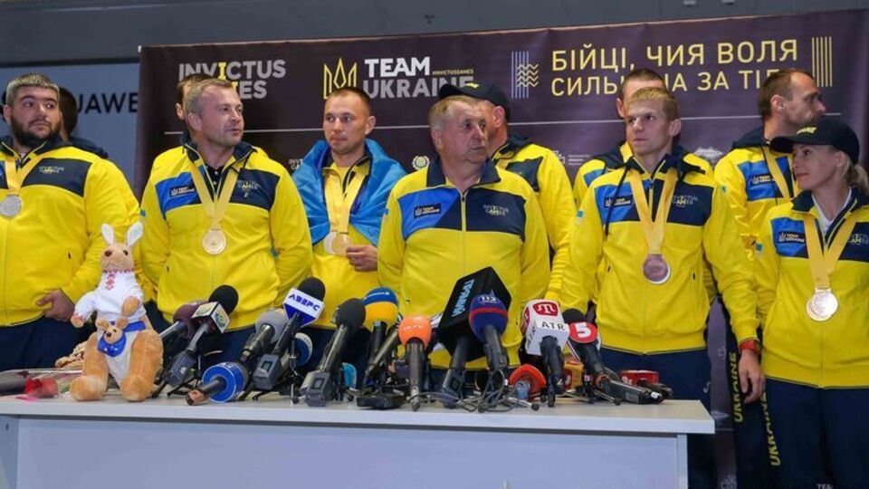 Українська збірна повернулася в Україну з "Ігор нескорених 2018". Фоторепортаж