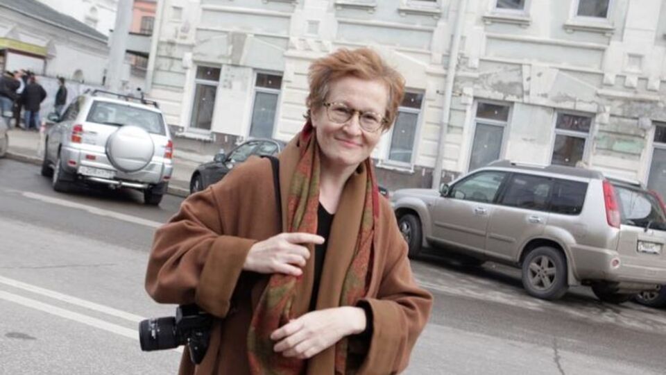 Івлєва: Україна – молода і слабка держава. Поруч держава із сильною авторитарною владою, яка садить за репости. Якби довелося вибирати, я б вибрала слабку, у ній можна хоча б ворушитися, думати, говорити без страху