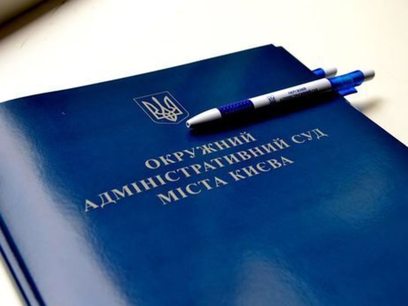 В админсуд на Порошенко подала организация, глава которой работал с экс-премьером Крыма Василием Джарты