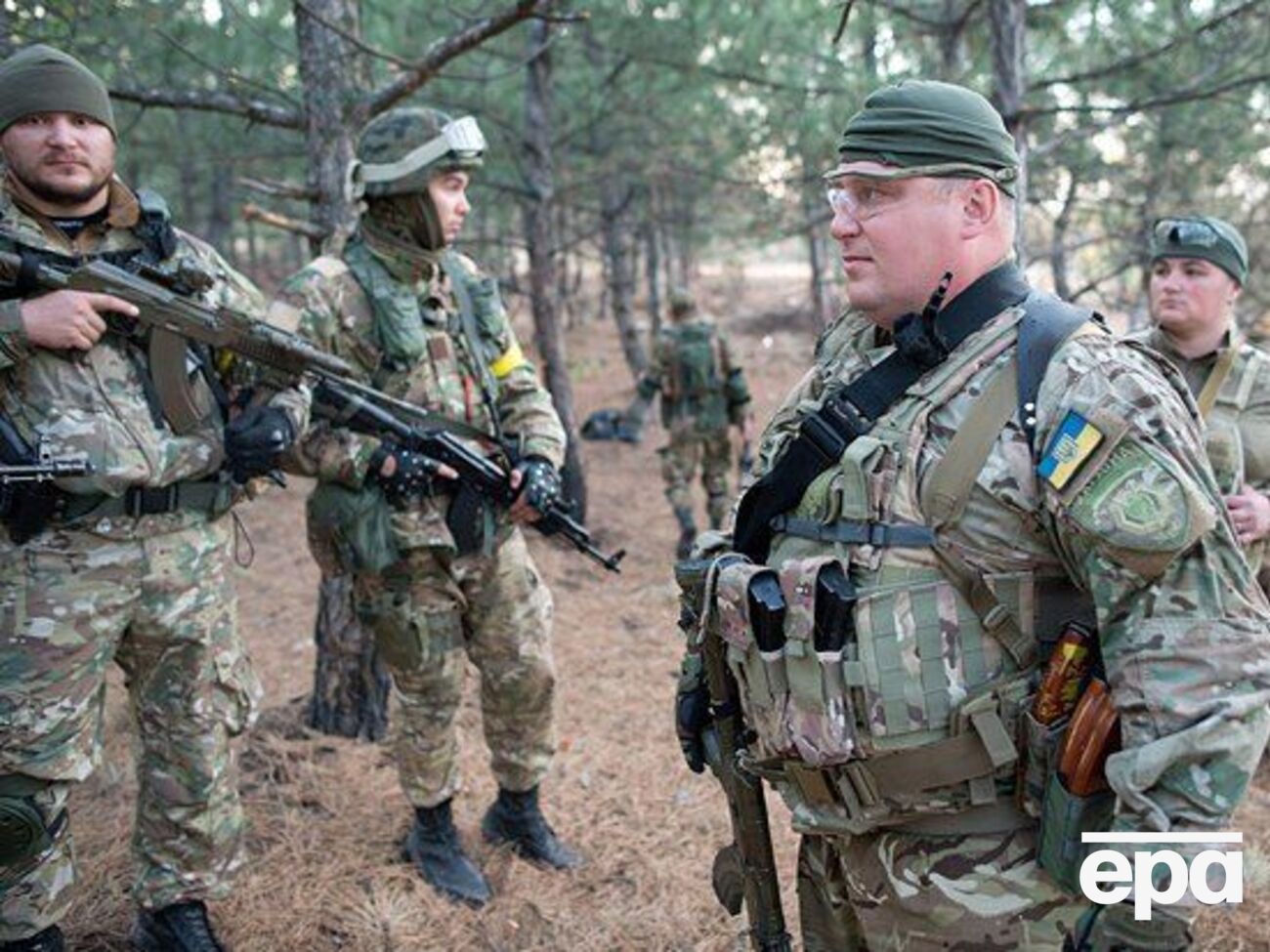 Сергей Янголенко (слева) является бывшим бойцом "Беркута"