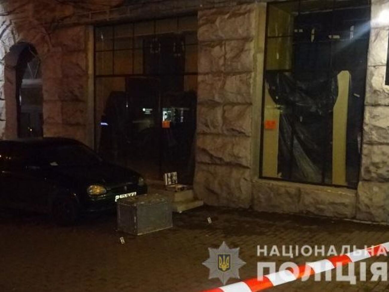 После потасовки и стрельбы Щур скрылся с места происшествия на машине