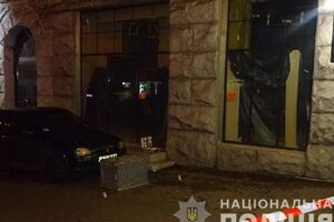 После потасовки и стрельбы Щур скрылся с места происшествия на машине