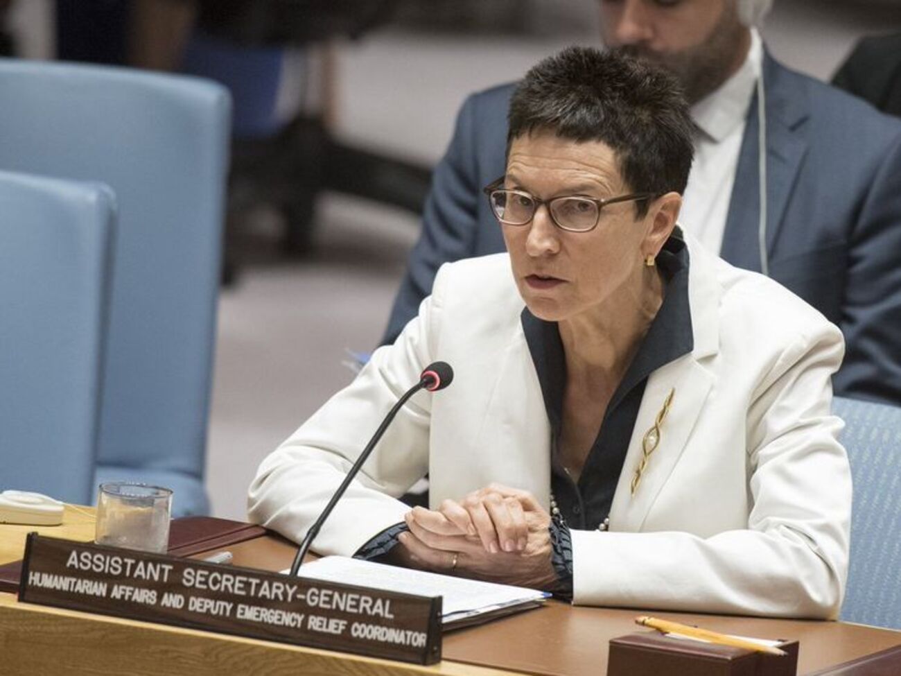 Мюллер: Щомісячно мирні жителі перетинають лінію&nbsp;зіткнення мільйон разів, наражаючись на небезпеку потрапити під обстріл