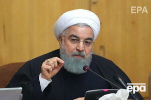 Рухани отметил, что американские санкции не смогут помешать продаже иранской нефти