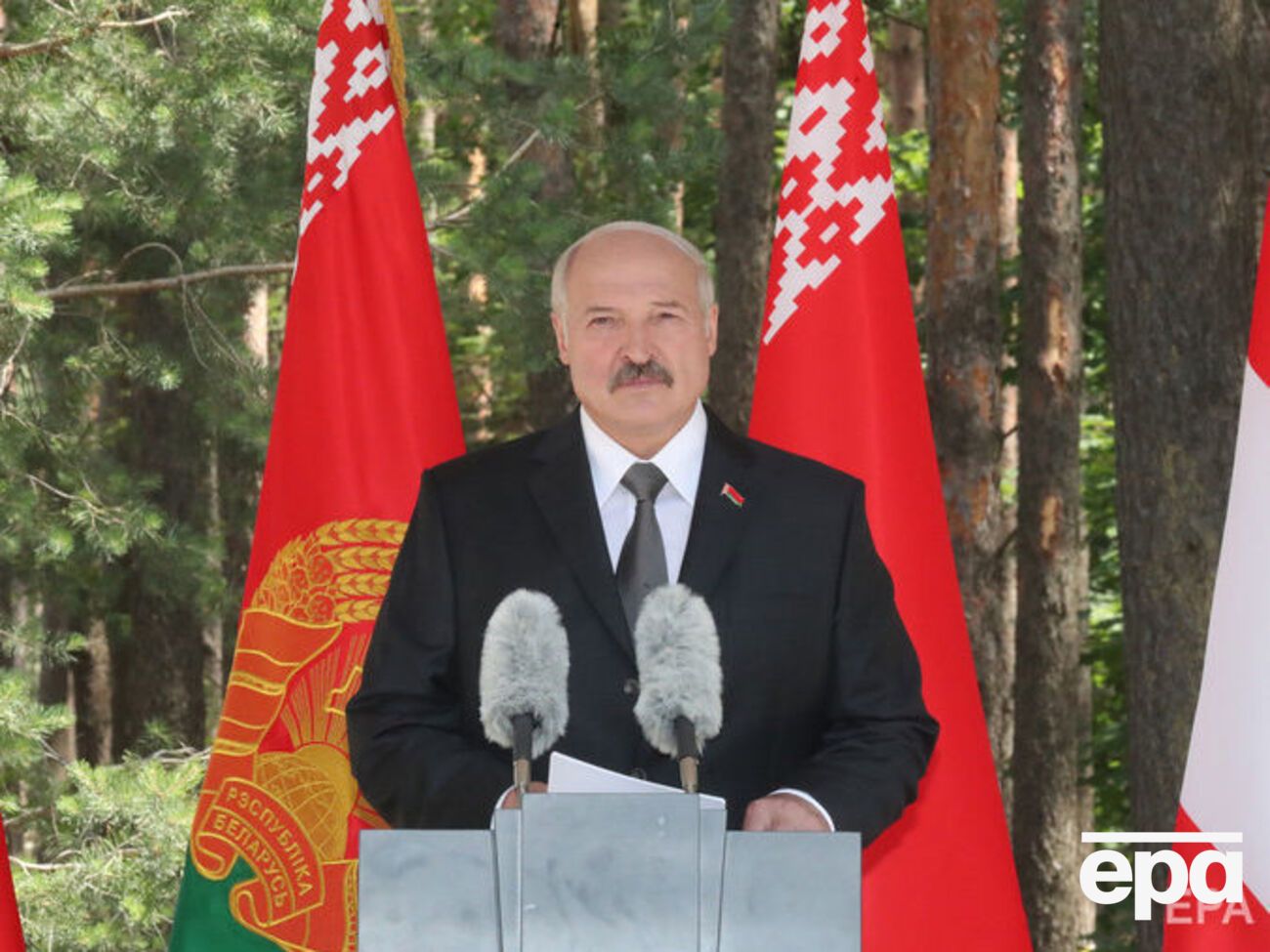 Лукашенко:&nbsp;Беларусь выступает за проведение законных выборов на Донбассе