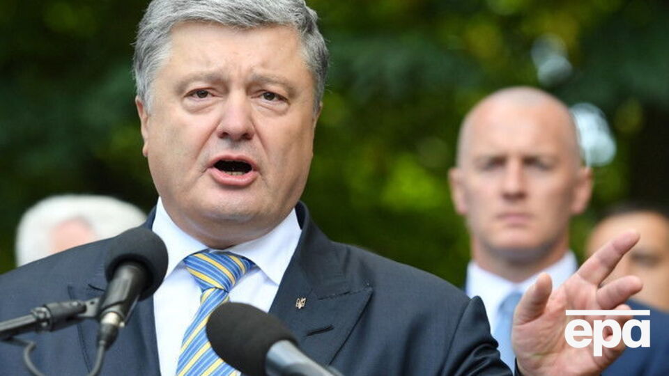 Порошенко: От тотального отрицания этой реформы, к счастью, МВФ перешел к ее определенному восприятию