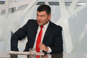 Ноняк попросив вибачення за інцидент із демонстрацією карти з "російським" Кримом
