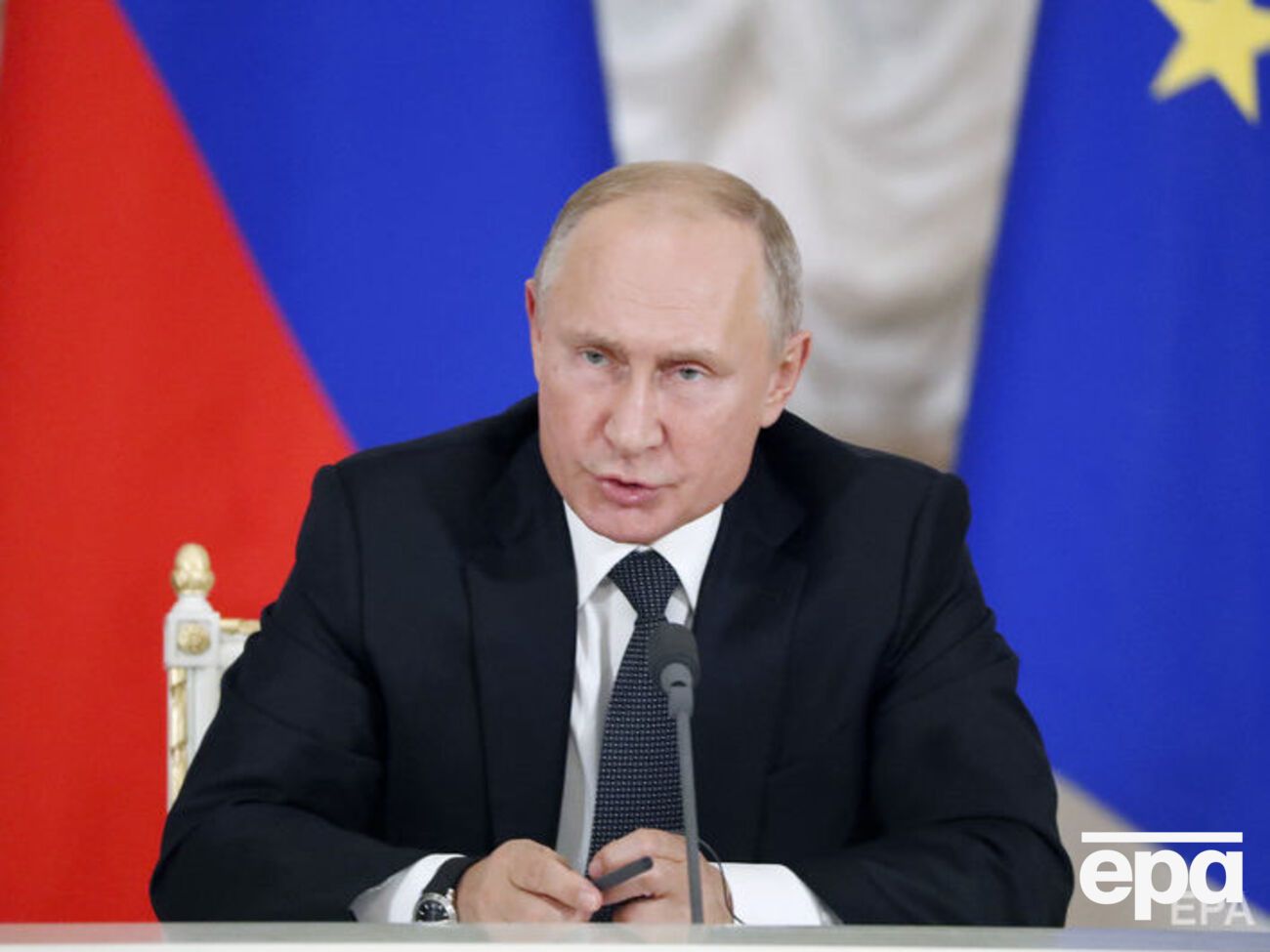 Росіяни довіряють армії більше, ніж Володимиру Путіну