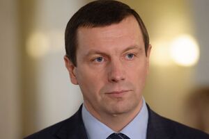 Дунаева подозревают в декларировании недостоверных данных