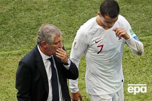 Сантуш заявил, что сборная Португалии пока будет играть без Роналду