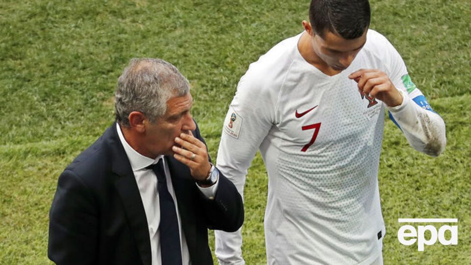 Сантуш заявил, что сборная Португалии пока будет играть без Роналду