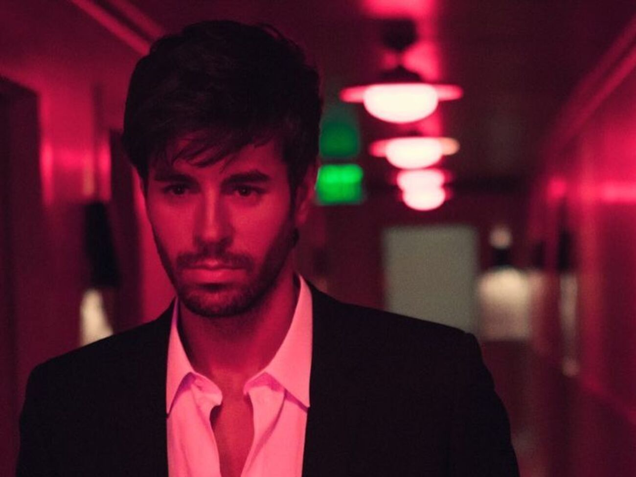 Иглесиас, по мнению таблоида Daily Mail, был доволен поцелуем с украинской фанаткой