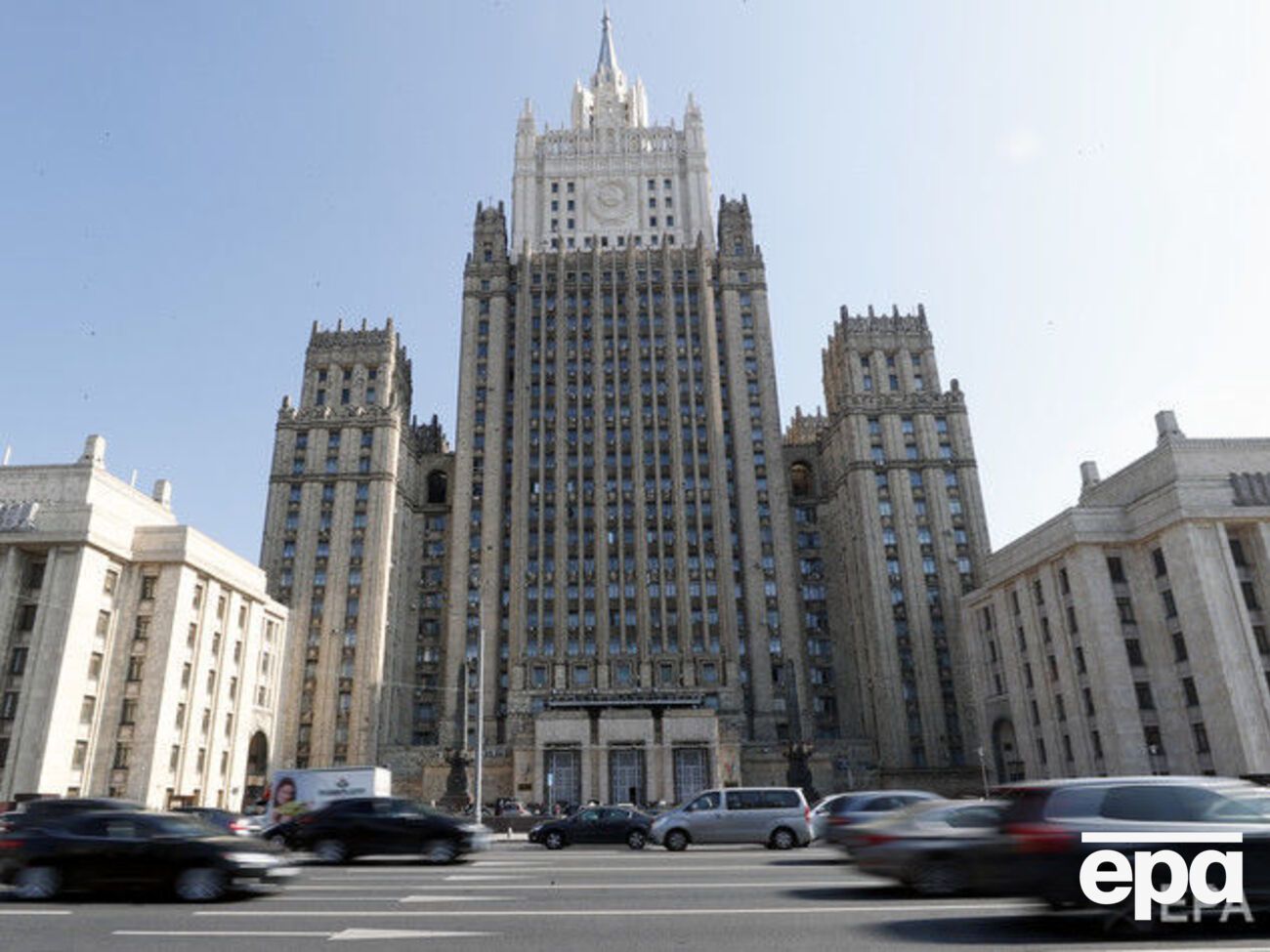 МЗС РФ назвало "інформаційним вкиданням" інформацію про вислання у квітні чотирьох росіян із Нідерландів