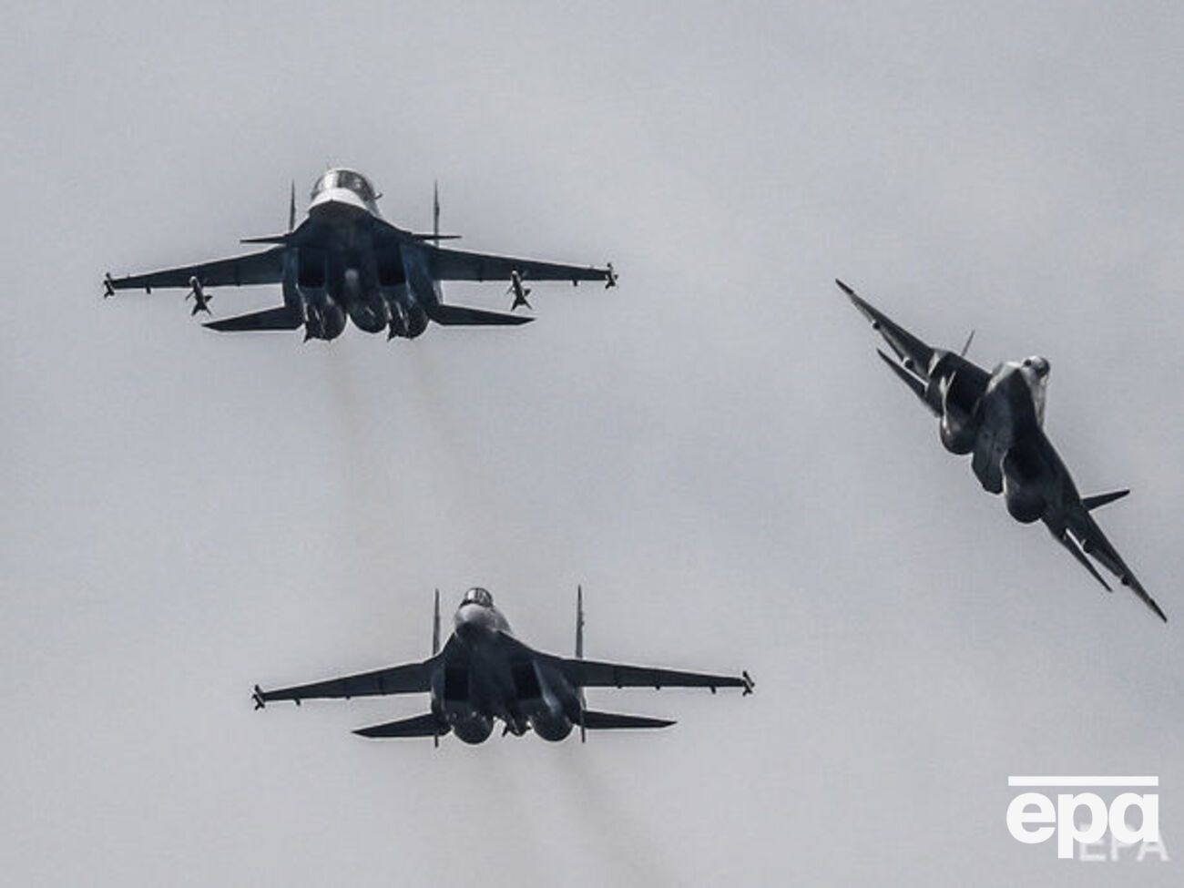 Первые Су-35 Россия должна была поставить в Индонезию в октябре этого года