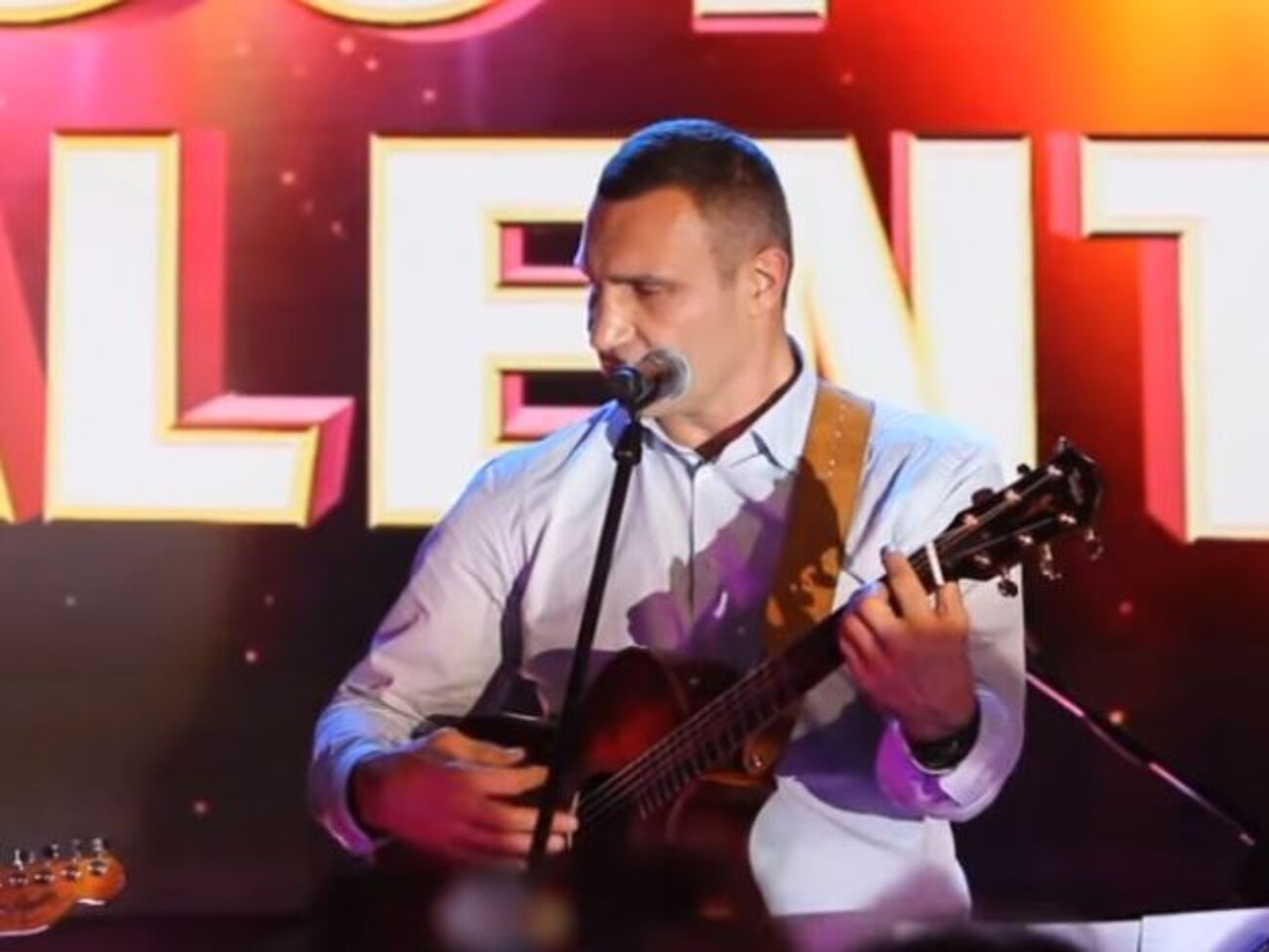 Кличко спел Let It Be