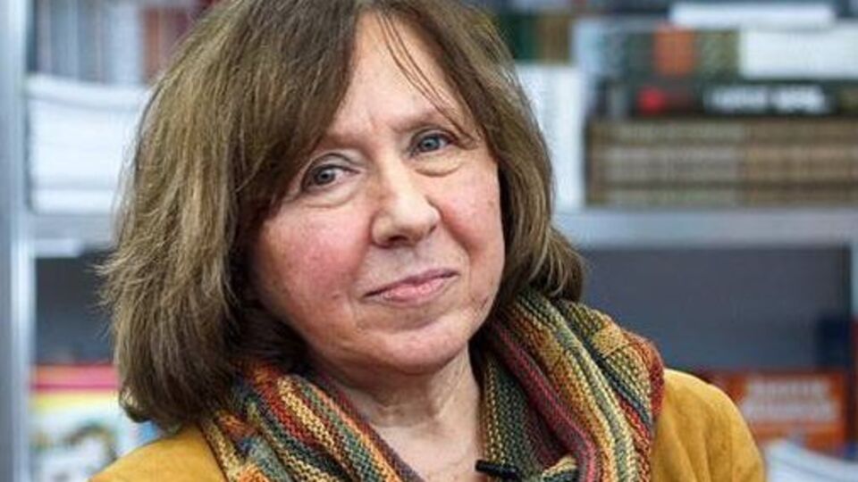 Алексієвич – лауреат Нобелівської премії з літератури