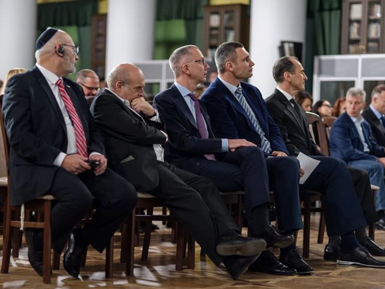 Премьеру также посетили&nbsp;председатель совета директоров Genesis Philanthropy Group Геннадий Газин и режиссер фильма Борис Мафцир