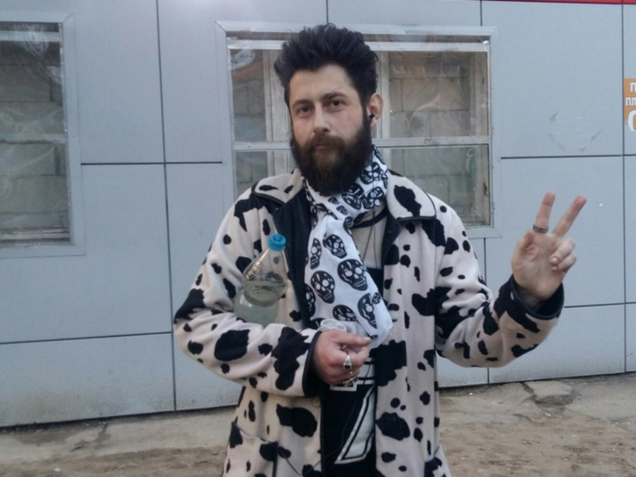 Mr.Rista скончался от ран на месте