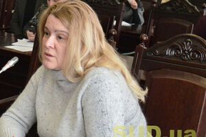 Как отмечает "Судебно-юридическая газета", речь идет о судье Елене Яценко