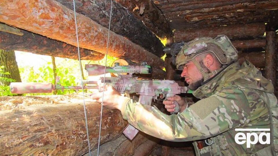 По данным украинской разведки, за прошедшие сутки два боевика были уничтожены и семеро ранены