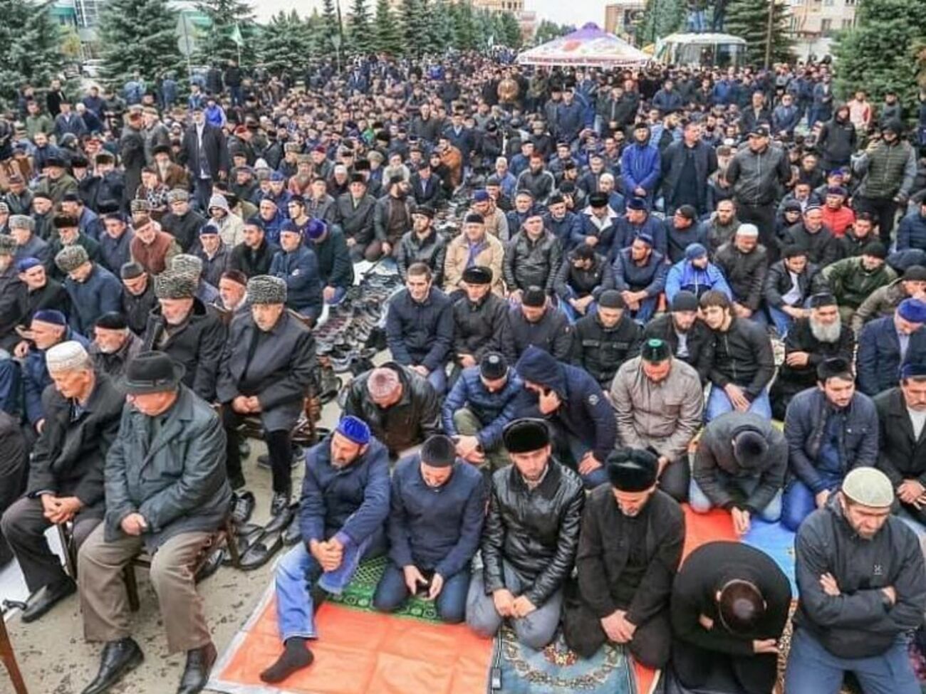 Протестувальникам біля парламенту Інгушетії пообіцяли, що стосовно кордону з Чечнею проведуть нове голосування