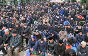 Протестующим у парламента Ингушетии пообещали, что по границе с Чечней проведут новое голосование