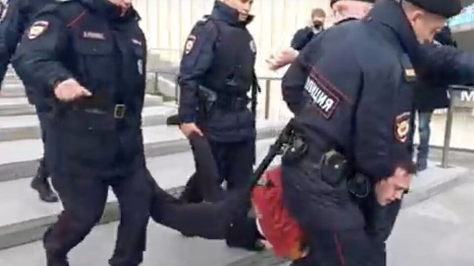 Затриманих активістів хочуть обвинуватити в розповсюдженні "екстремістських листівок"