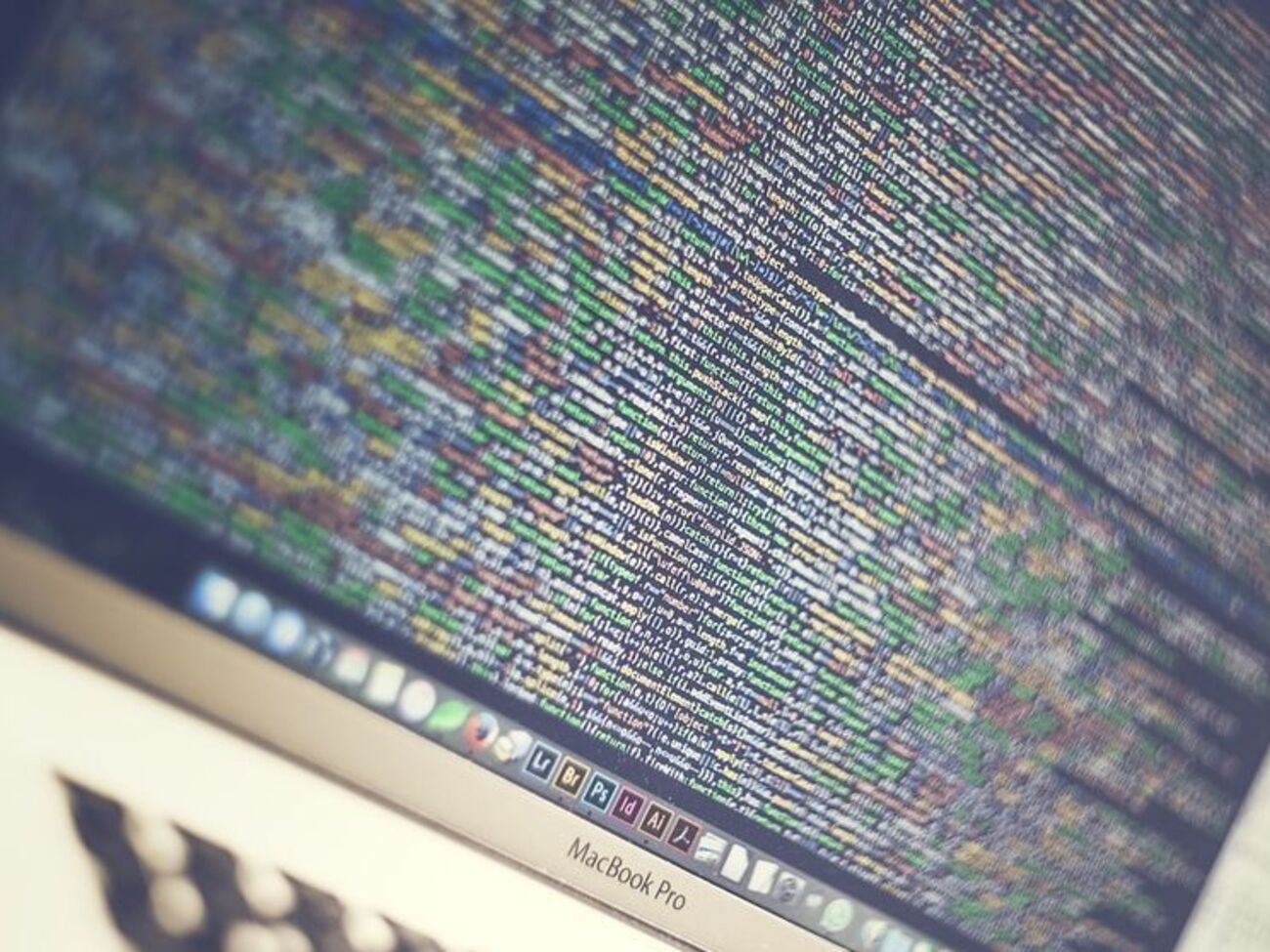 Великобританія готова активізувати кіберможливості у разі агресії Кремля