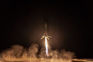 SpaceX 7 запустила Falcon 9