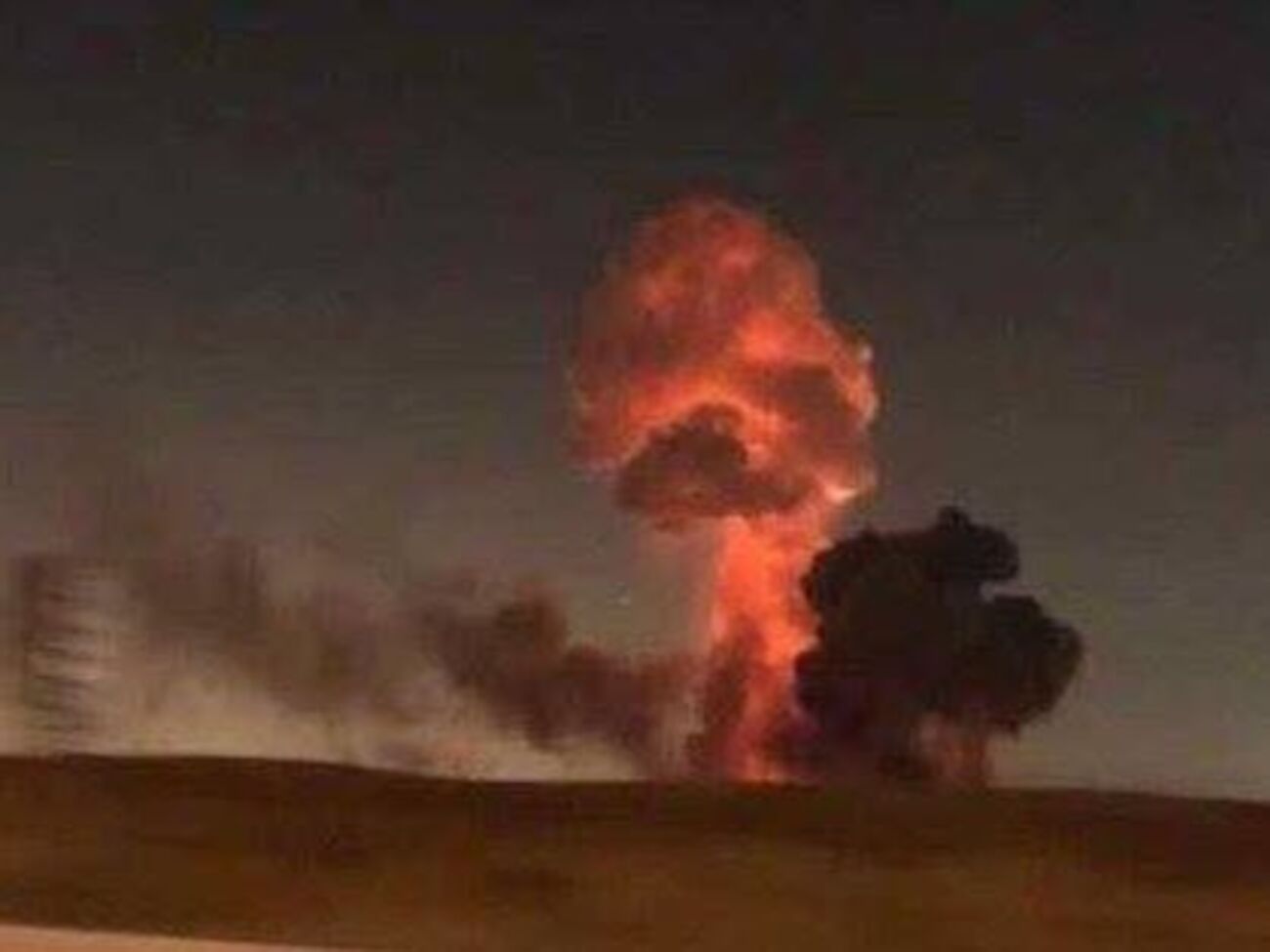 В ночь на 9 октября в поселке городского типа Дружба Ичнянского района Черниговской области начали взрываться боеприпасы