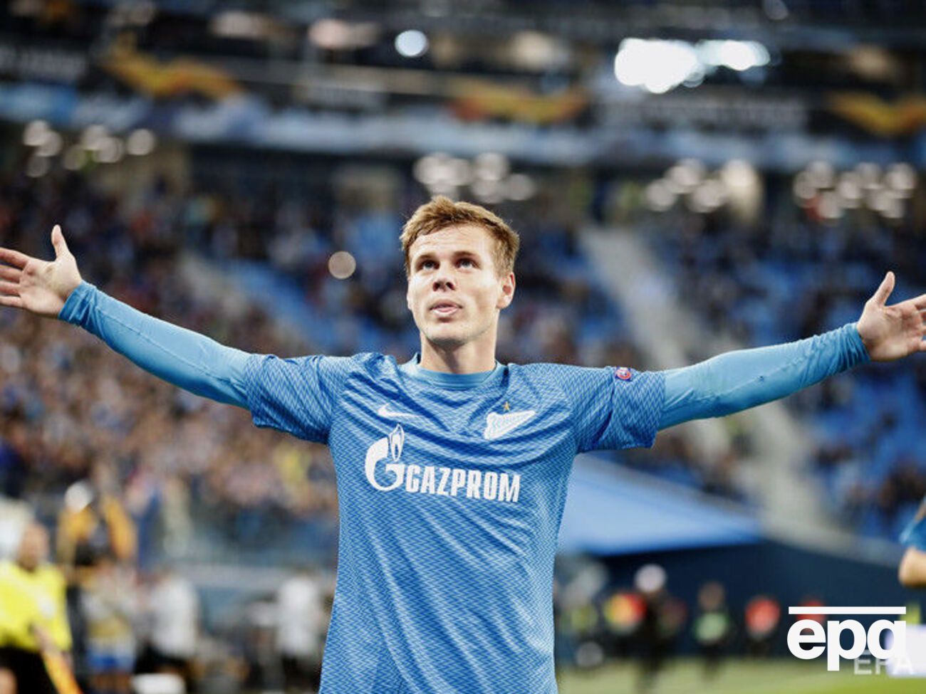 За даними ЗМІ, Кокорін брав участь у побитті водія