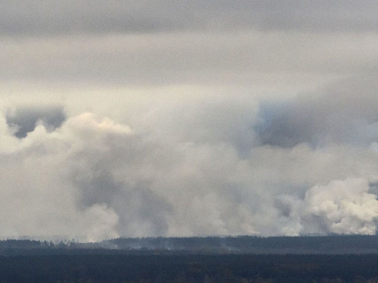 В ночь на 9 октября в районе поселка Дружба Ичнянского района Черниговской области&nbsp;начали взрываться боеприпасы