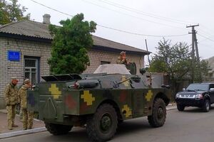 Для евакуації жителів використовували бронетехніку
