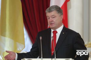 Порошенко про вибухи в Ічні: Прикро та боляче, що така історія і безвідповідальність конкретних осіб кидають тінь як на військове керівництво країни, так і на керівництво спецслужб