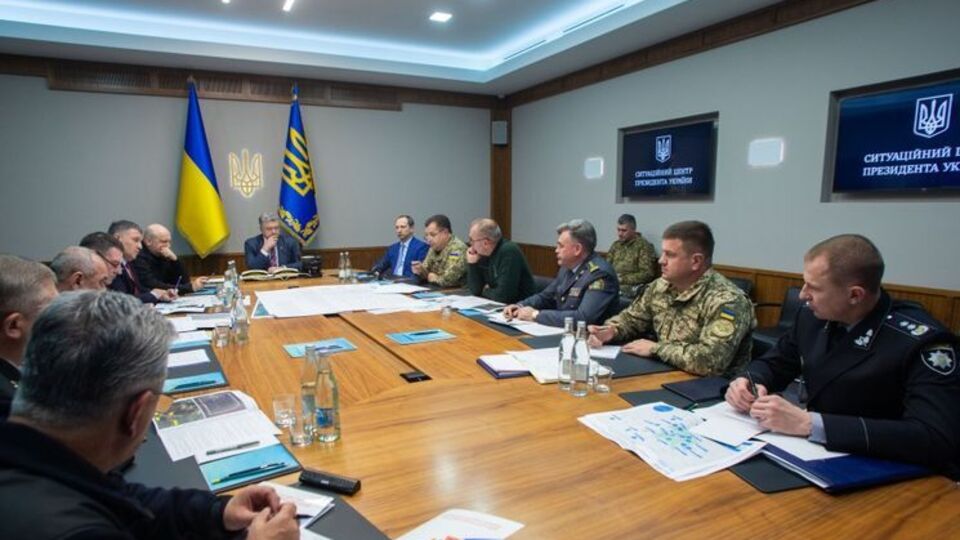 На нараді у президента обговорювали ймовірність диверсії на арсеналі