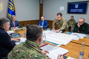 Порошенко провів нараду із силовиками щодо ситуації в Ічні