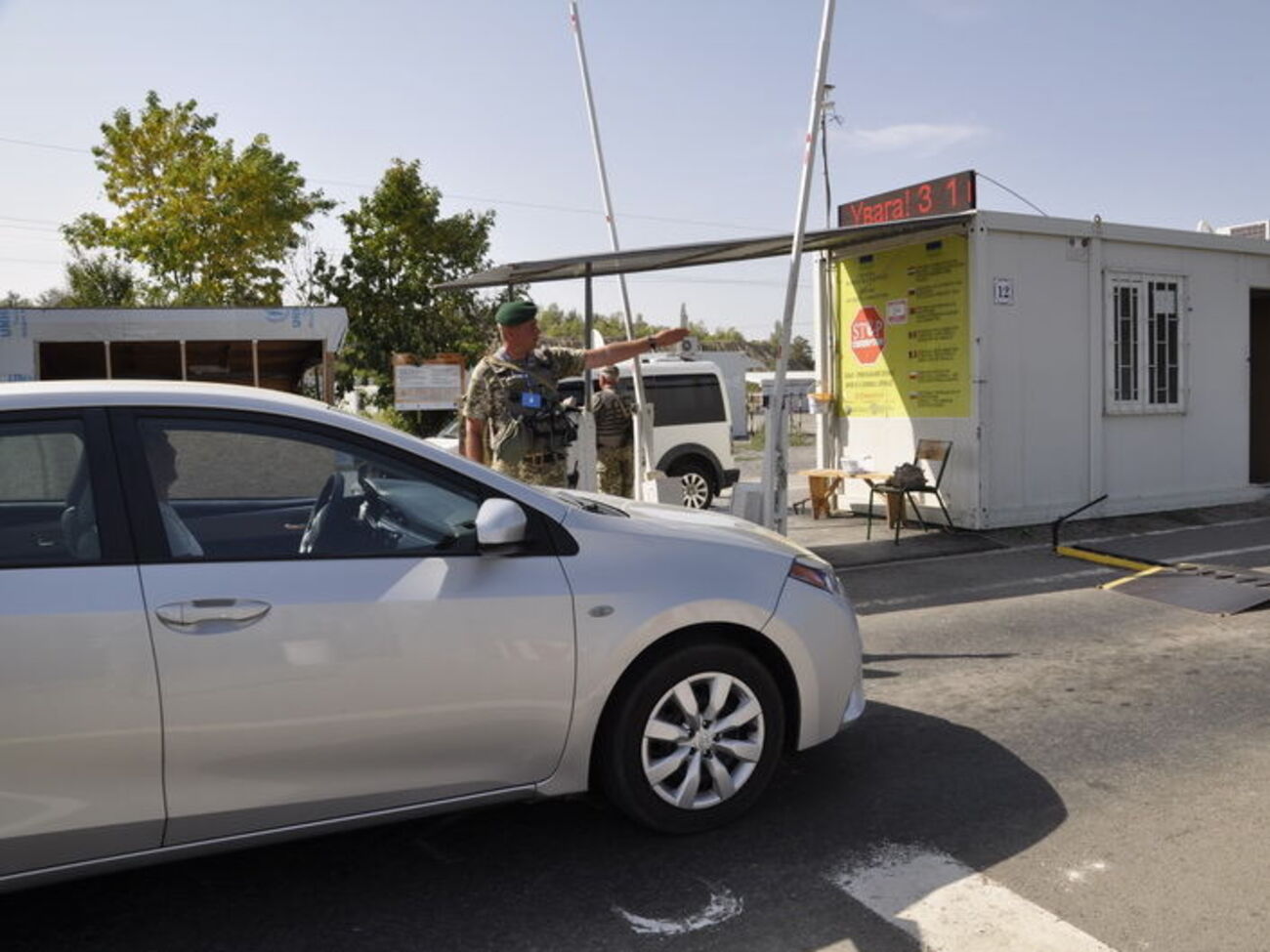 Держприкордонслужба України: Автівки перевозили більше 50 тонн вантажу