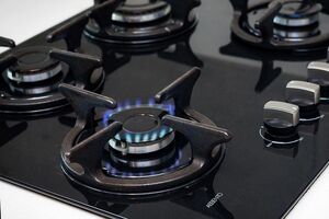 Украинцы задолжали за поставки природного газа 16,8 млрд грн
