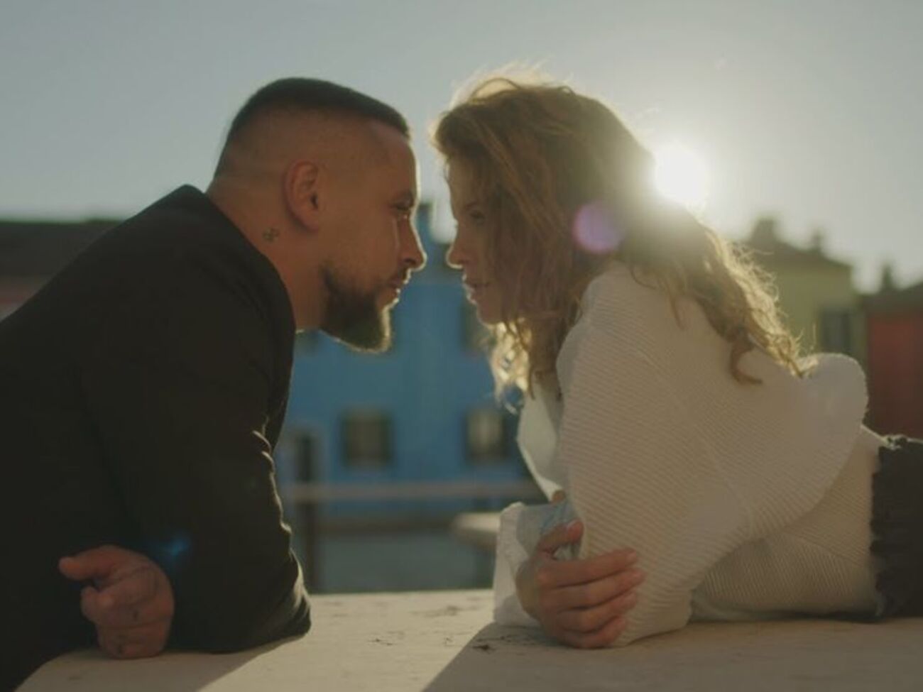 Сюжет кліпу &ndash; лав-сторі, знята в Італії