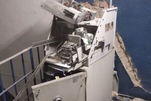 Взрыв уничтожил банкомат