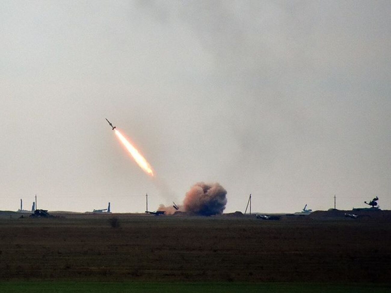У Херсонській області відбулися бойові стрільби зенітних ракетних підрозділів. Фоторепортаж