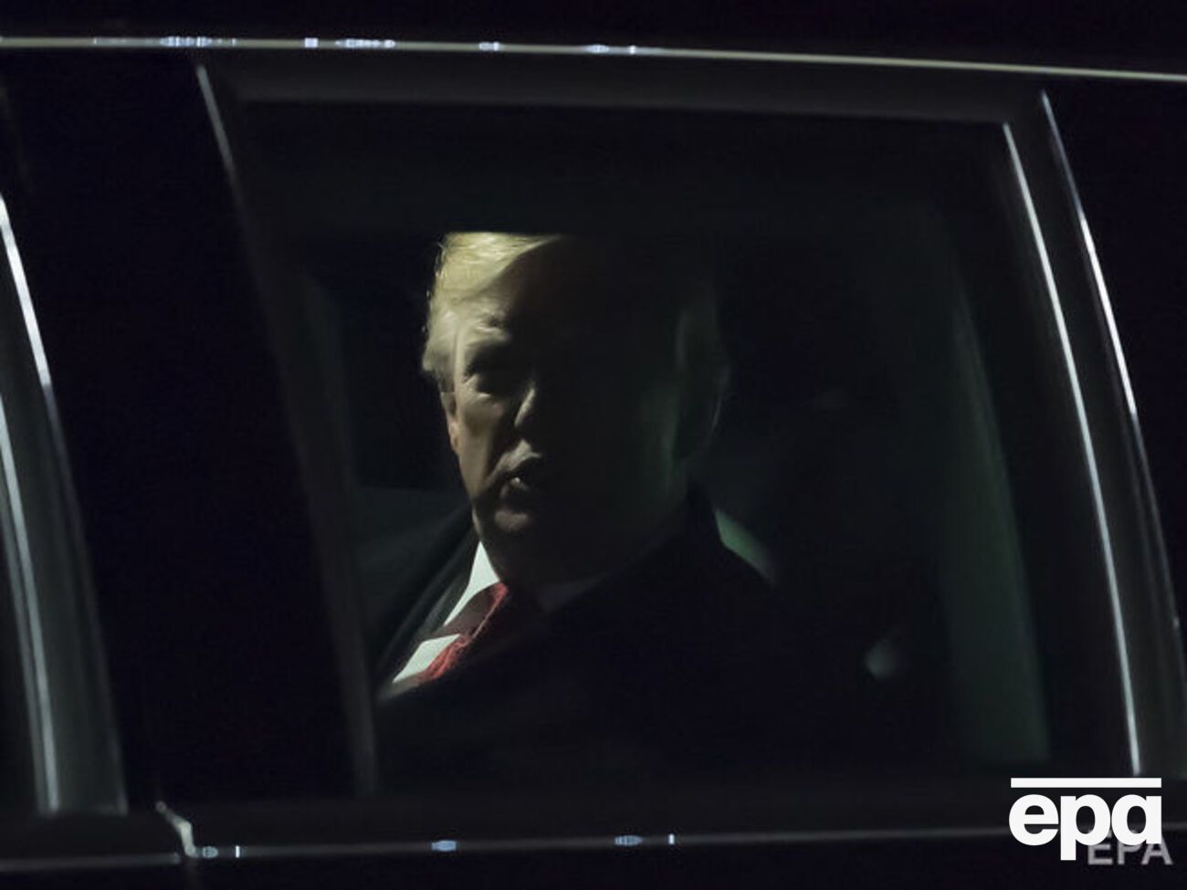 Трамп назвал предложение Макрона оскорбительным