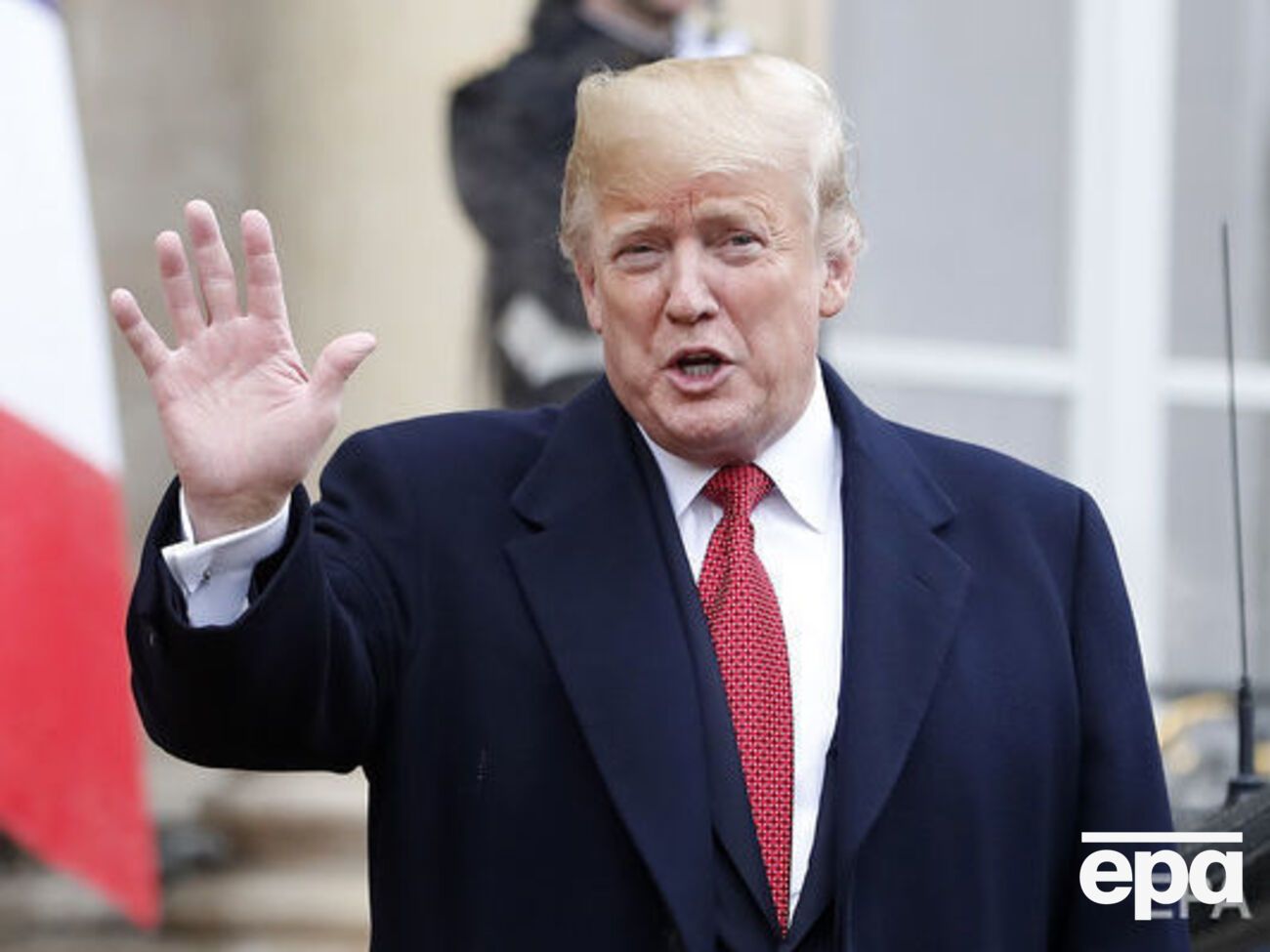 Трамп прибув у Францію