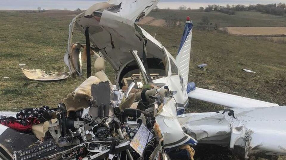 Літак упав за 6 км від аеропорту Гатрі-Центр на пасовище для корів