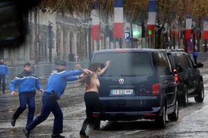 Ціллю активісток був кортеж Трампа