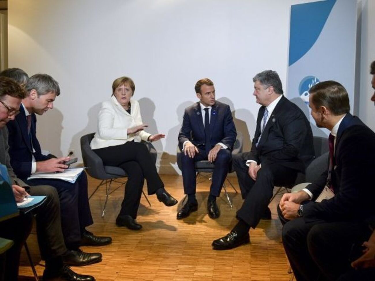 Стороны встретились в Париже