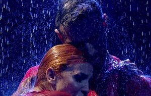 Макацария и Заец танцевали под песню "Не дощ"