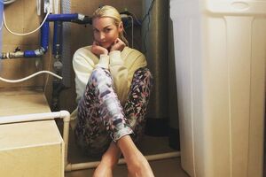 Волочкова: Головне, щоб була поряд людина, ніжки якої хочеться пригорнути до грудей і не тільки...