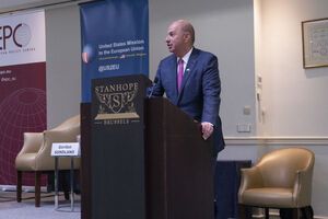 Сондленд заявил, что зависимость от российской энергетики "не является хорошей долгосрочной перспективой"